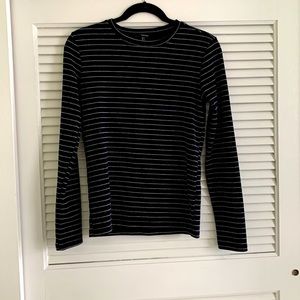 Forever 21 pull over black and white striped sweater